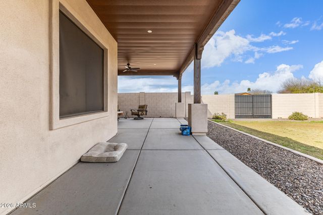 17524 E BROOKS FARM Road, Gilbert, AZ 85298