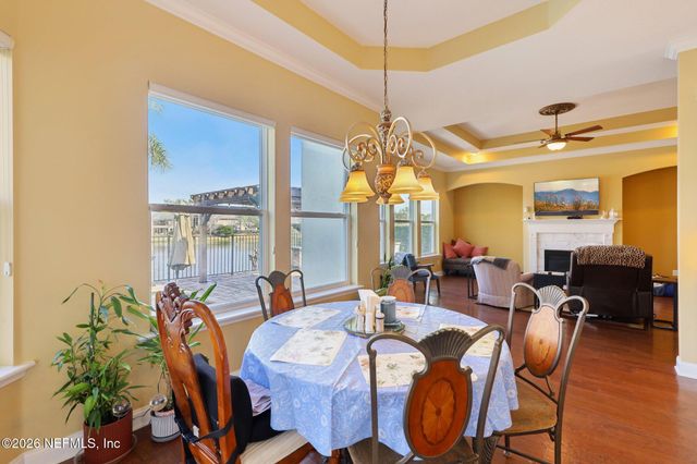 827 E DORCHESTER Drive, St. Johns, FL 32259