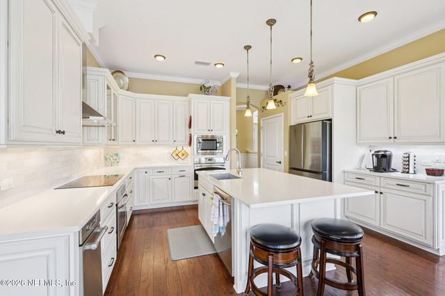 827 E DORCHESTER Drive, St. Johns, FL 32259