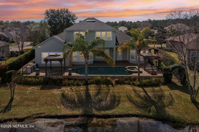 827 E DORCHESTER Drive, St. Johns, FL 32259