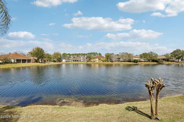 827 E DORCHESTER Drive, St. Johns, FL 32259