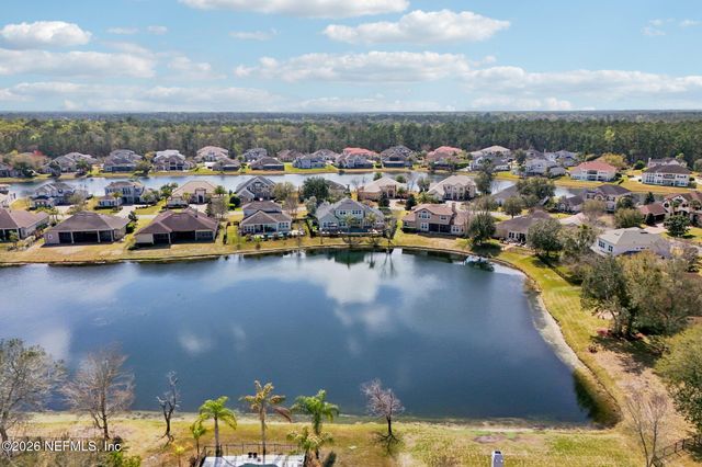 827 E DORCHESTER Drive, St. Johns, FL 32259