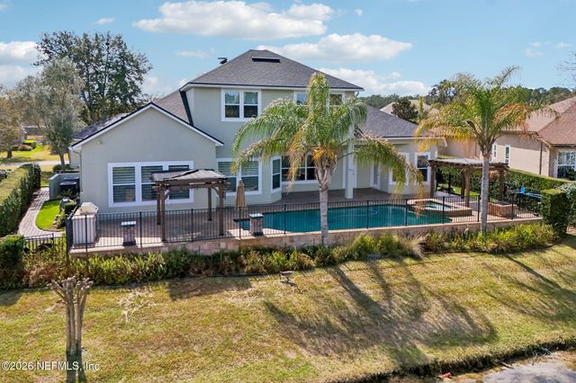 827 E DORCHESTER Drive, St. Johns, FL 32259