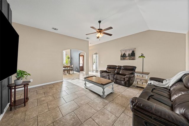 1905 Broken Shoe TRL, Temple, TX 76502