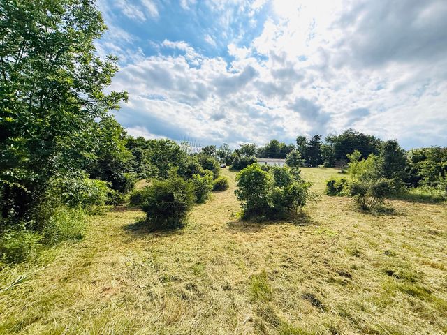 729 Oakland Lane, Harrodsburg, KY 40330