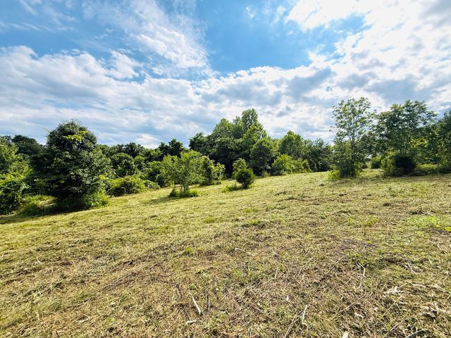 729 Oakland Lane, Harrodsburg, KY 40330