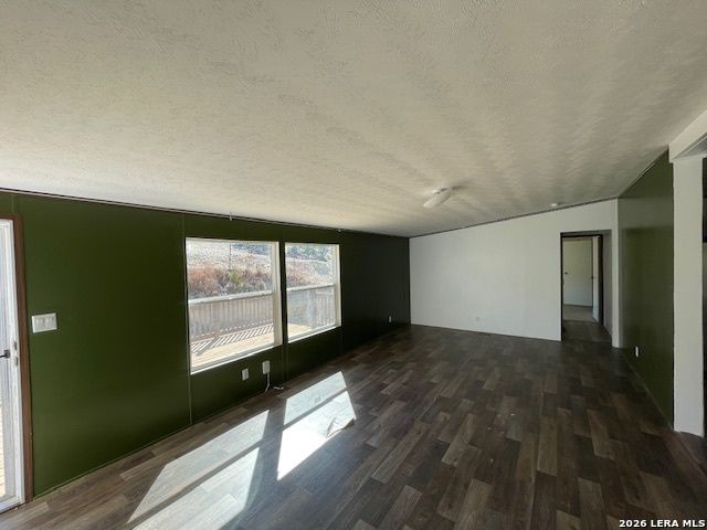 207 Hopi Trail, Bandera, TX 78003