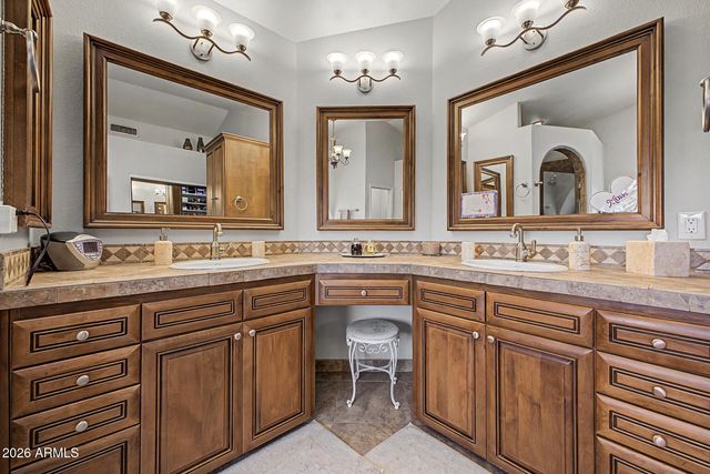 1931 E JEANINE Drive, Tempe, AZ 85284