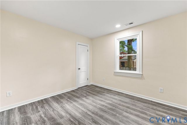 656 Battery Pl, Colonial Heights, VA 23834