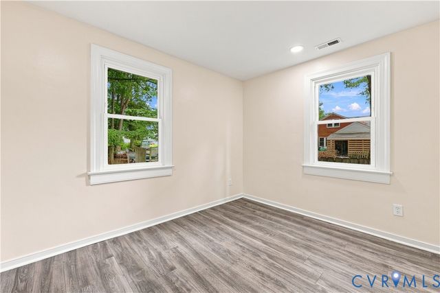 656 Battery Pl, Colonial Heights, VA 23834