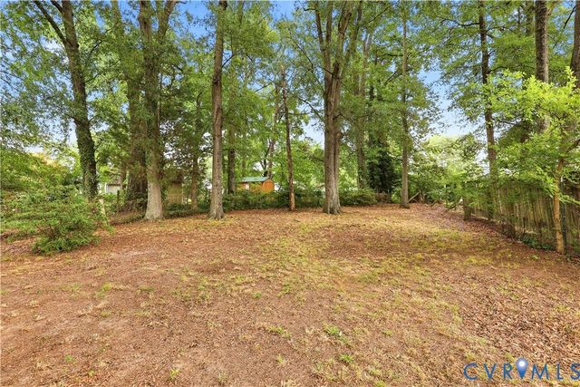 656 Battery Pl, Colonial Heights, VA 23834