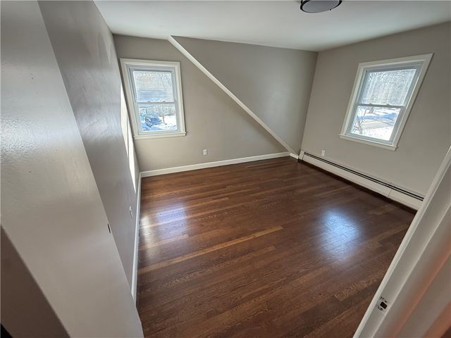 101 Farmland Road, Warwick, RI 02889