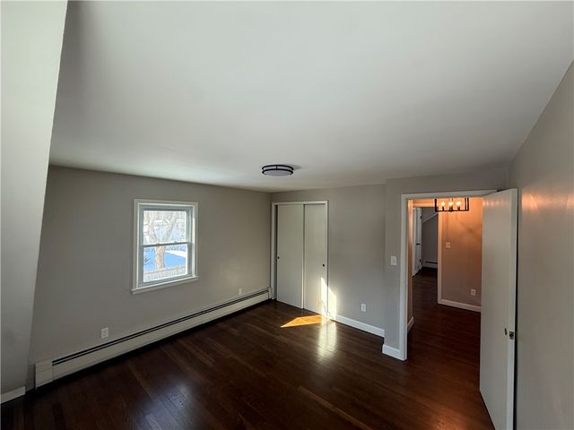 101 Farmland Road, Warwick, RI 02889