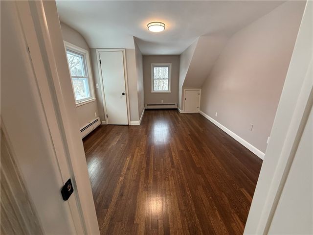 101 Farmland Road, Warwick, RI 02889