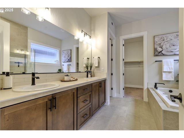 29068 Nw FAIR St, North Plains, OR 97133