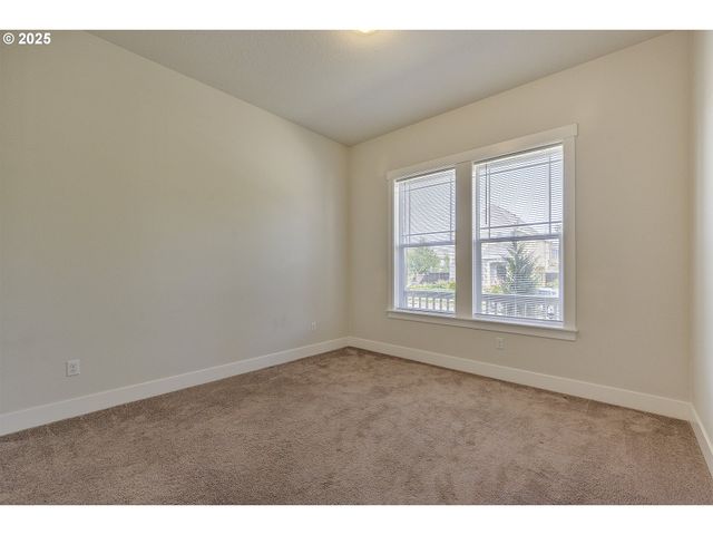 29068 Nw FAIR St, North Plains, OR 97133