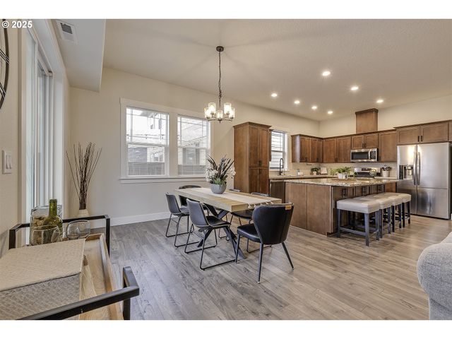 29068 Nw FAIR St, North Plains, OR 97133