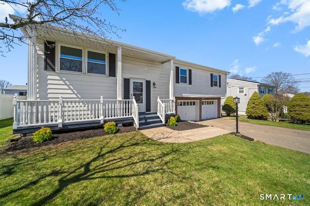 25 Greenview Drive, Waterbury, CT 06708