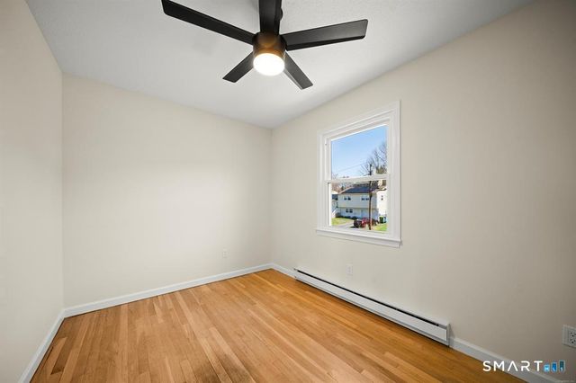 25 Greenview Drive, Waterbury, CT 06708