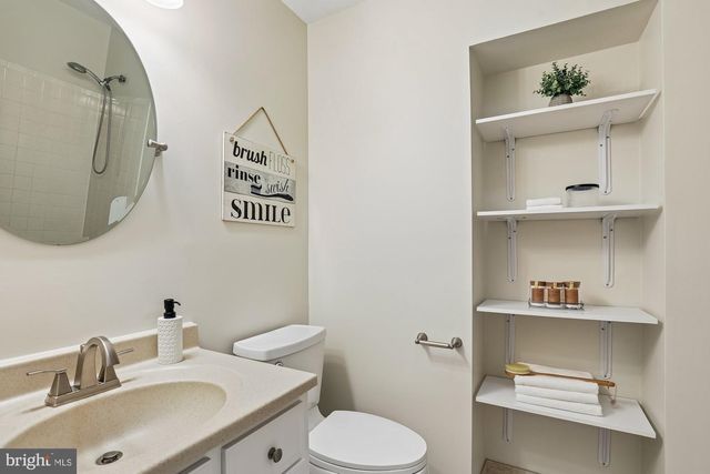 13423 BLACK GUM CT, Chantilly, VA 20151