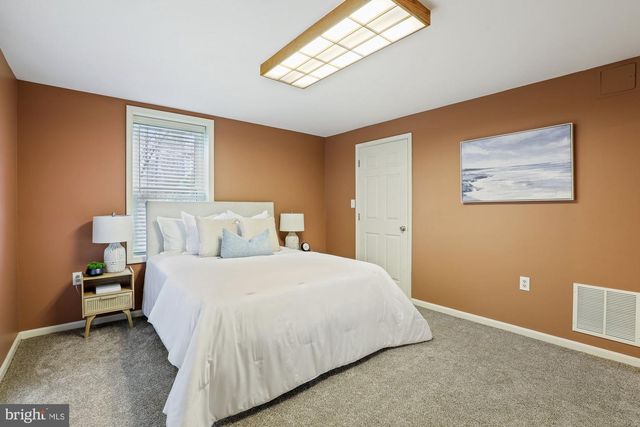 13423 BLACK GUM CT, Chantilly, VA 20151