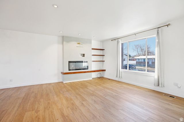 569 E ALOHA LN, Sandy, UT 84070