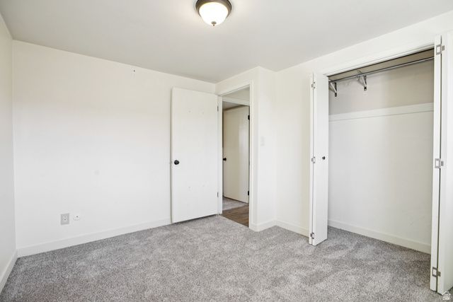 569 E ALOHA LN, Sandy, UT 84070