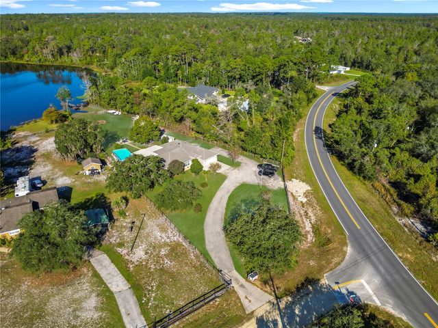 11740 SE 169TH AVENUE ROAD, Ocklawaha, FL 32179