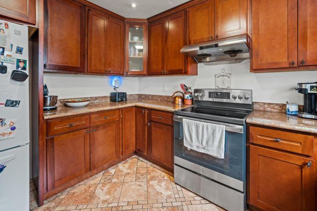 837 Lewis Road, Royal Oaks, CA 95076