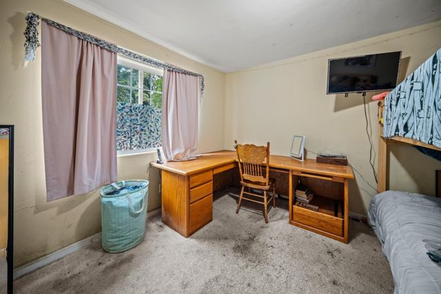 837 Lewis Road, Royal Oaks, CA 95076