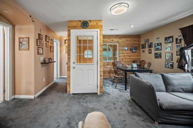 837 Lewis Road, Royal Oaks, CA 95076