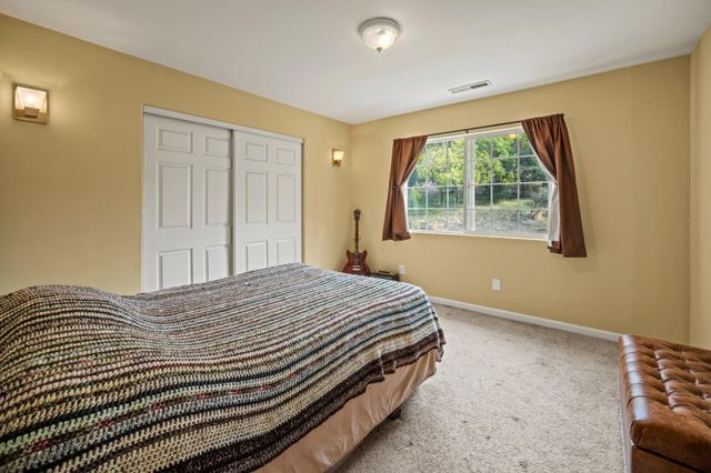 837 Lewis Road, Royal Oaks, CA 95076