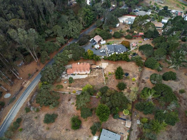 837 Lewis Road, Royal Oaks, CA 95076