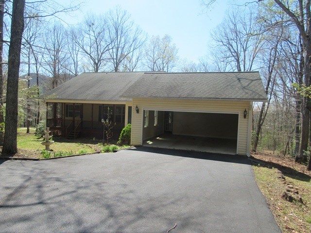 693 Puett Cove, Marble, NC 28960