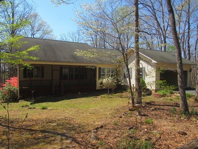 693 Puett Cove, Marble, NC 28960