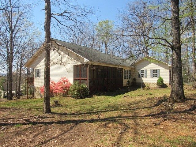 693 Puett Cove, Marble, NC 28960