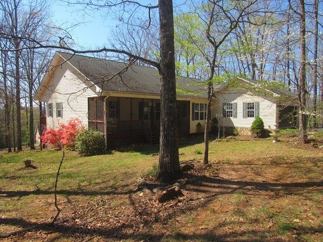693 Puett Cove, Marble, NC 28960