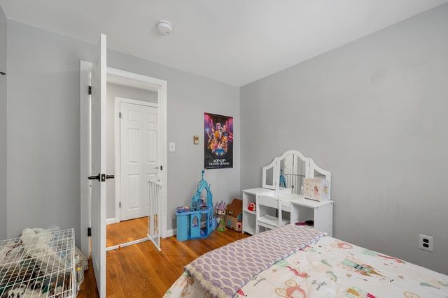 1015 South St, Tewksbury, MA 01876