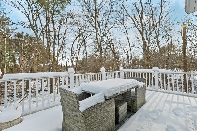 1015 South St, Tewksbury, MA 01876