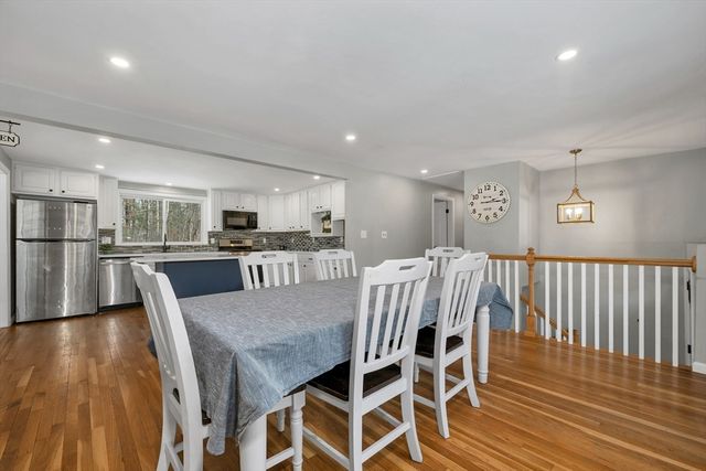 1015 South St, Tewksbury, MA 01876