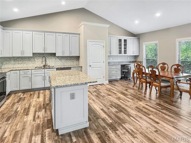 821 Destiny Drive, Villa Ridge, MO 63089