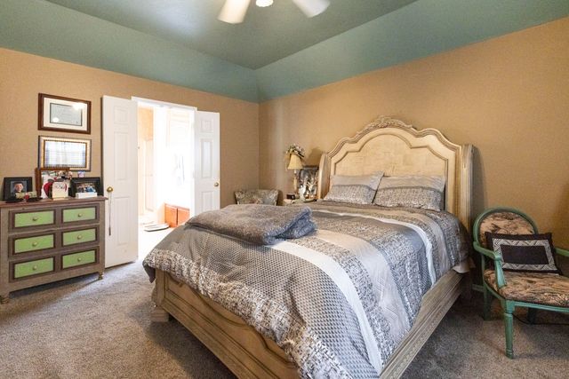 703 E 10th Street, Grove, OK 74344