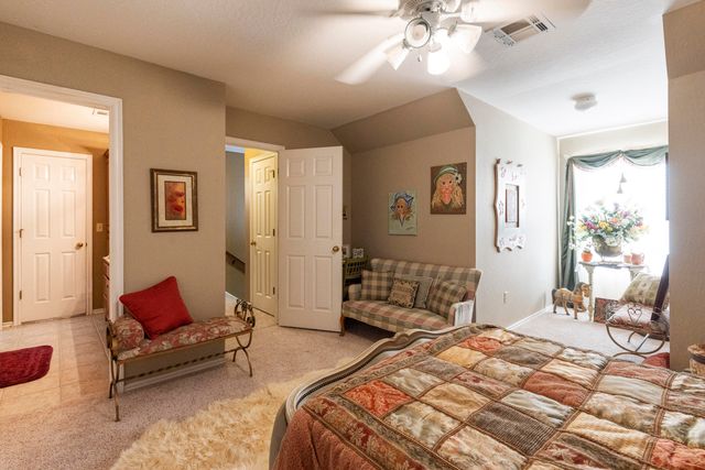 703 E 10th Street, Grove, OK 74344