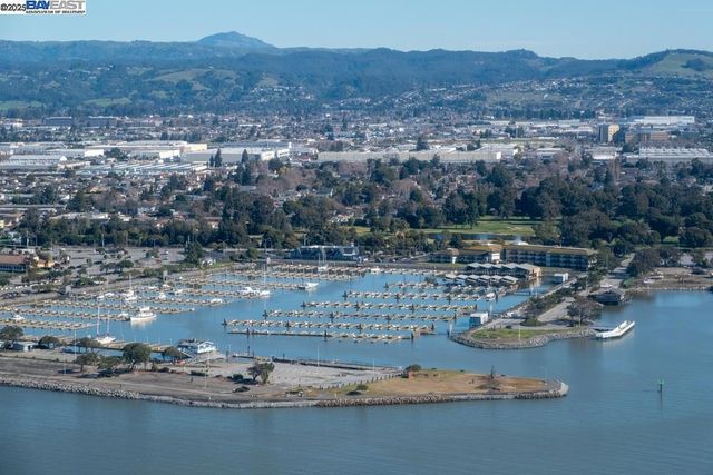 700 Fargo Ave 2, San Leandro, CA 94579