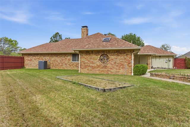 1511 Derby Run, Carrollton, TX 75007