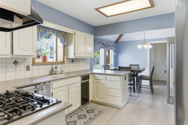 1511 Derby Run, Carrollton, TX 75007