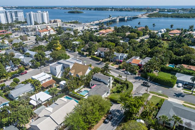 4211 Washington Road, West Palm Beach, FL 33405