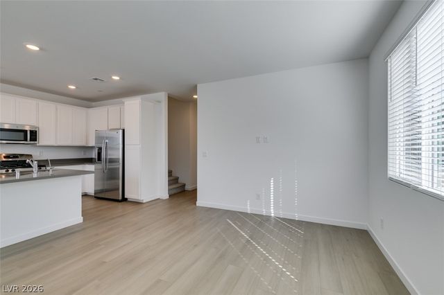 379 Morgan Crest Drive, Henderson, NV 89015