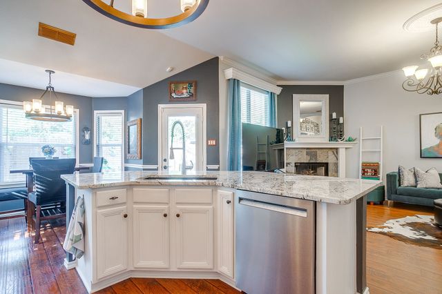 5908 Sagebrush Trail, Arlington, TX 76017