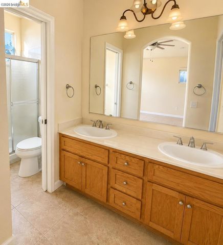 131 Legacy St, Manteca, CA 95337